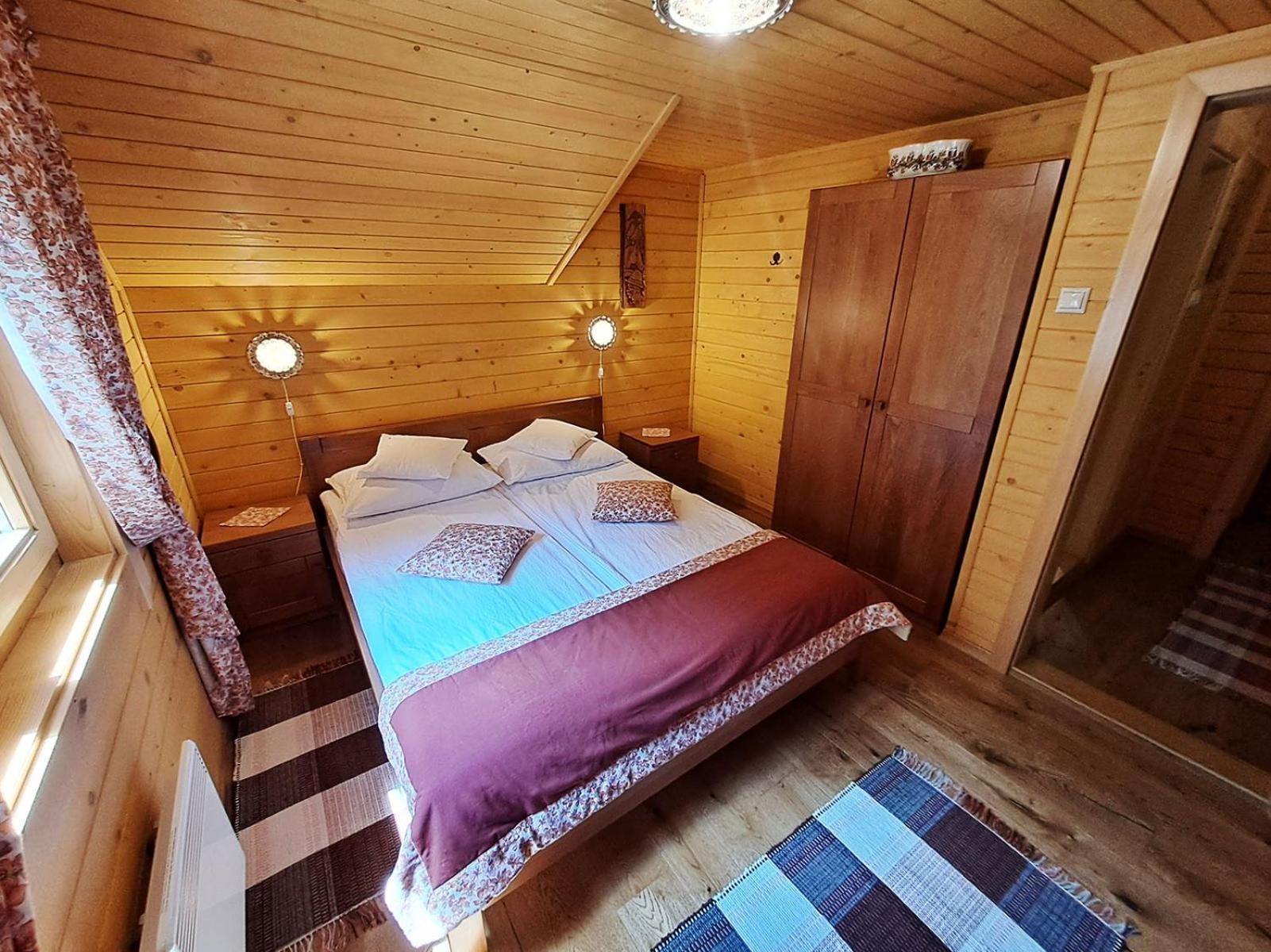 Villa Nagy Lak Sub Cetate Esterno foto