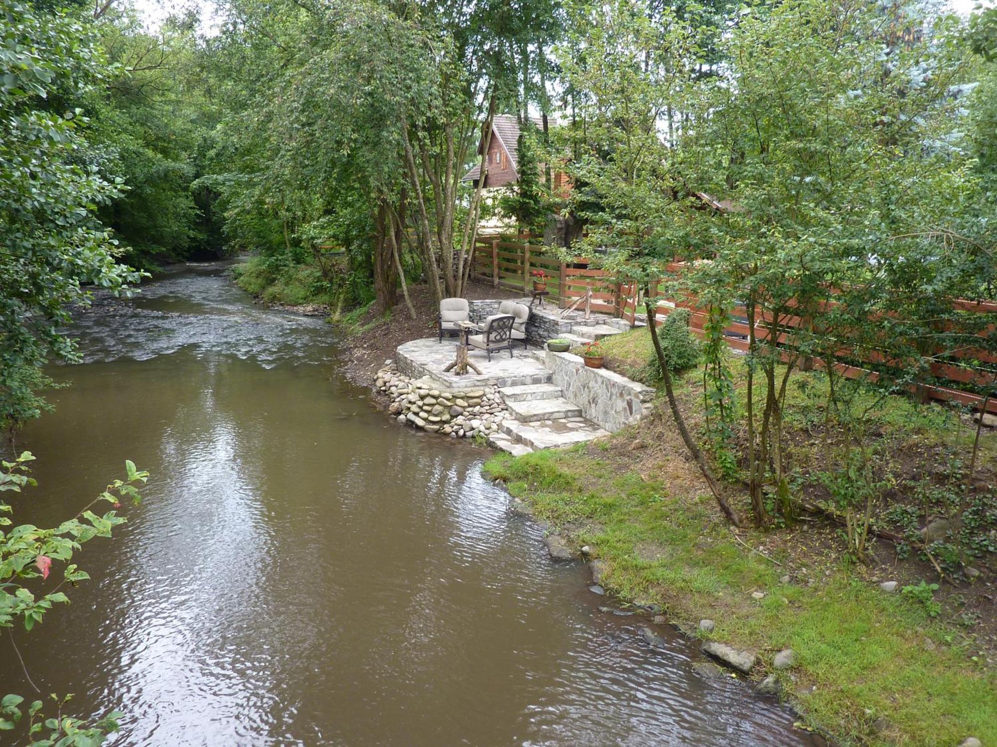 Villa Nagy Lak Sub Cetate Esterno foto